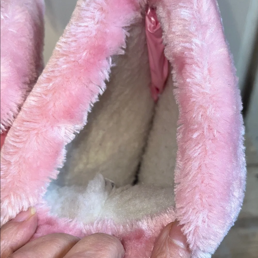 Size 3 Rugged  Bear   Pink and White Winter Snow Boots.  Fleece. Zipper